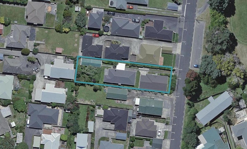 7 Pinkerton Grove, Newlands, Wellington - Carousel 1
