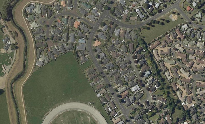103 Amberley Avenue, Highbury, Palmerston North - Carousel 1