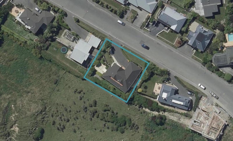 120 Penruddock Rise, Westmorland, Christchurch - Carousel 1