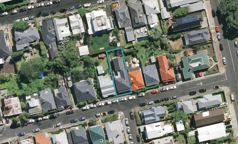 7 Stratford Street, Parnell, Auckland - Carousel 1