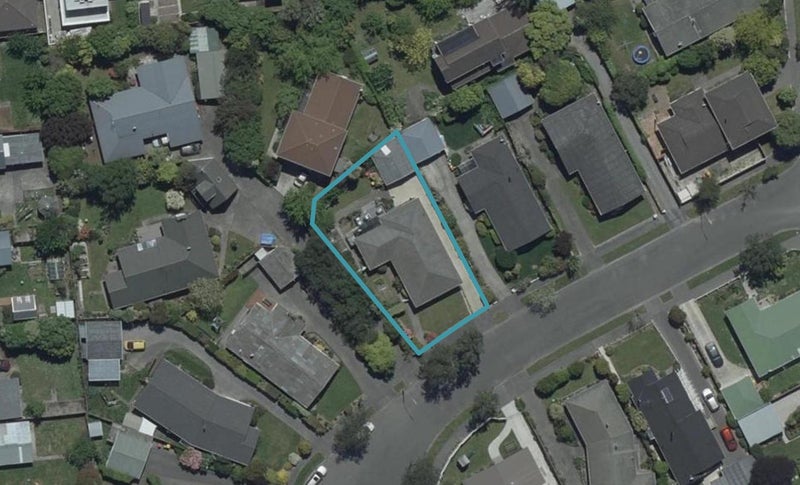 10 Glenavon Place, Ilam, Christchurch - Carousel 1