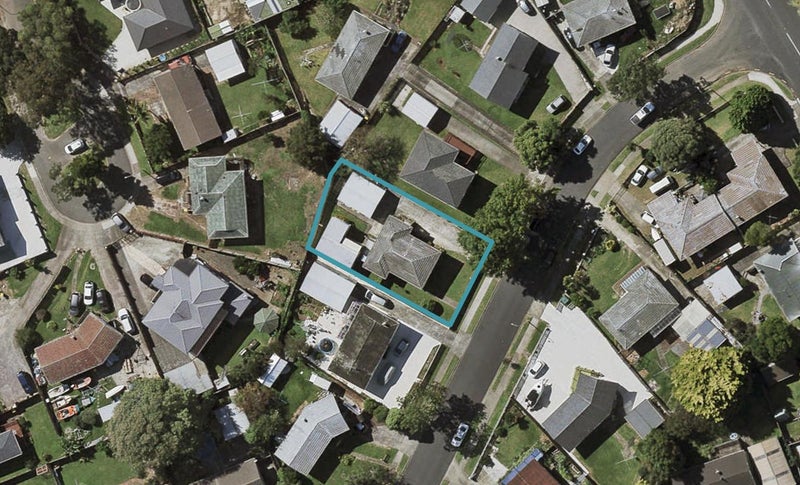 9 Almay Place, Clover Park, Auckland - Carousel 1