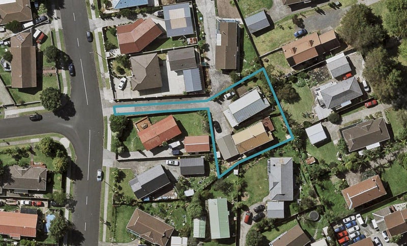67 CHARNTAY AVE, Clover Park, Auckland - Carousel 1
