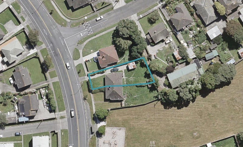 1350 High Street, Taita, Lower Hutt - Carousel 1