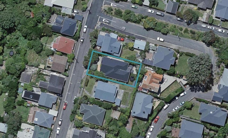 9 Pitt Street, Wadestown, Wellington - Carousel 1