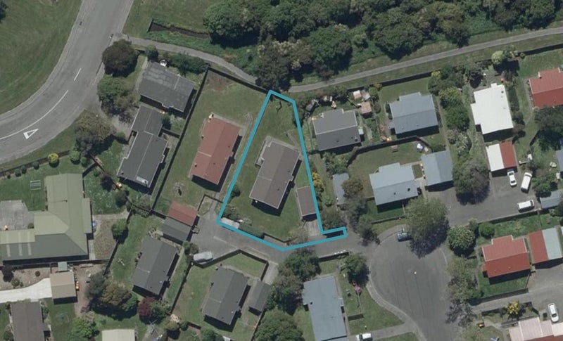 9 Heidi Place, Broomfield, Christchurch - Carousel 1