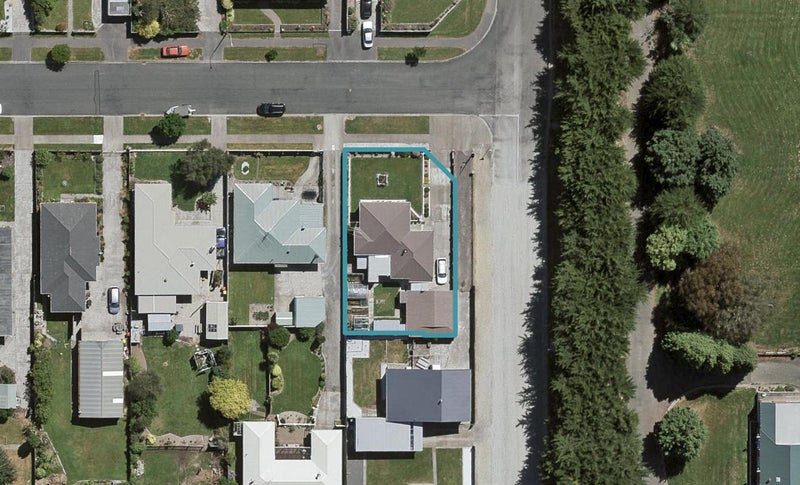 75 Nichol Street, Heidelberg, Invercargill - Carousel 1