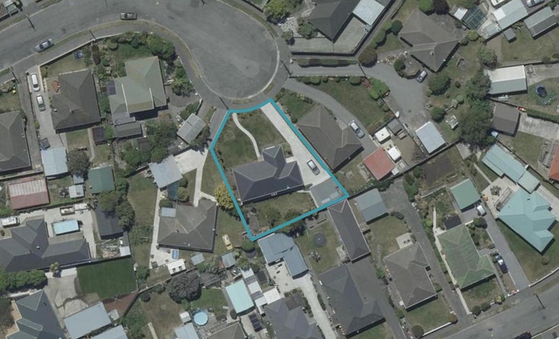 14 Quebec Place, Wainoni, Christchurch - Carousel 1