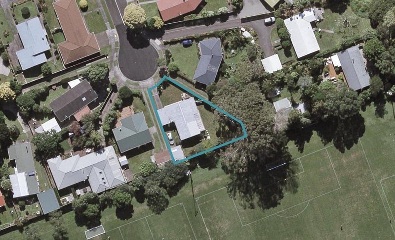 25 Waiwera Place, Merrilands, New Plymouth - Carousel 1