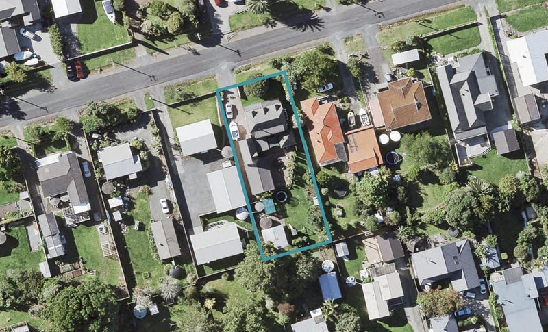 109 First View Avenue, Beachlands, Auckland - Carousel 1