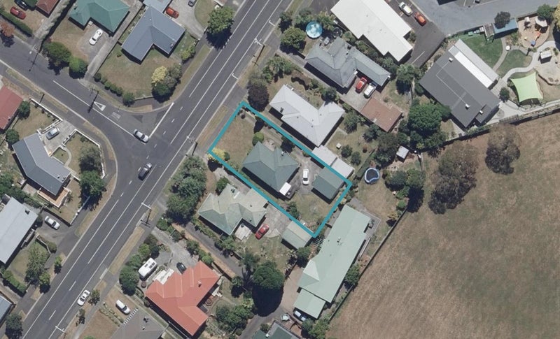 48 Masters Avenue, Hillcrest, Hamilton - Carousel 1