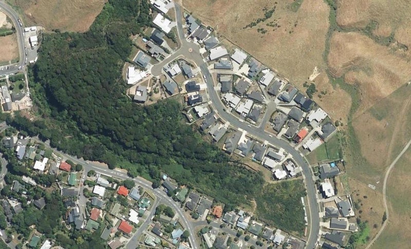15 Mo Street, Camborne, Porirua - Carousel 1