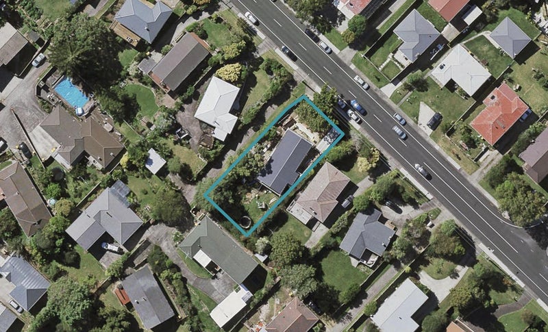 63 Sycamore Drive, Sunnynook, Auckland - Carousel 1