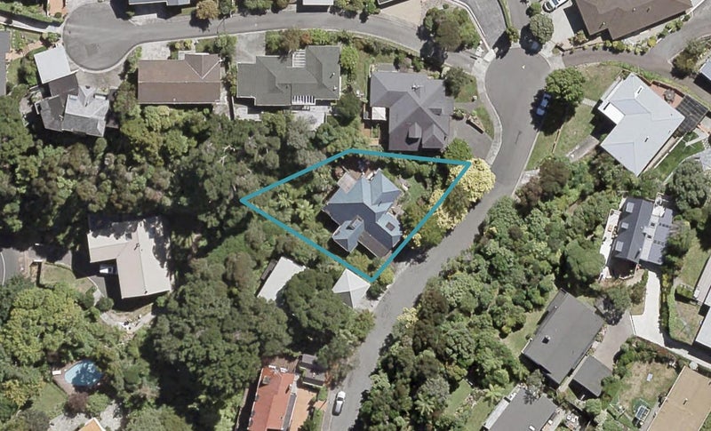 7 Kenilworth Grove, Silverstream, Upper Hutt - Carousel 1