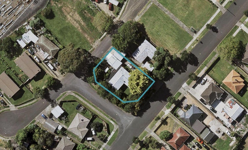 34 Gilbert Road, Otara, Auckland - Carousel 1