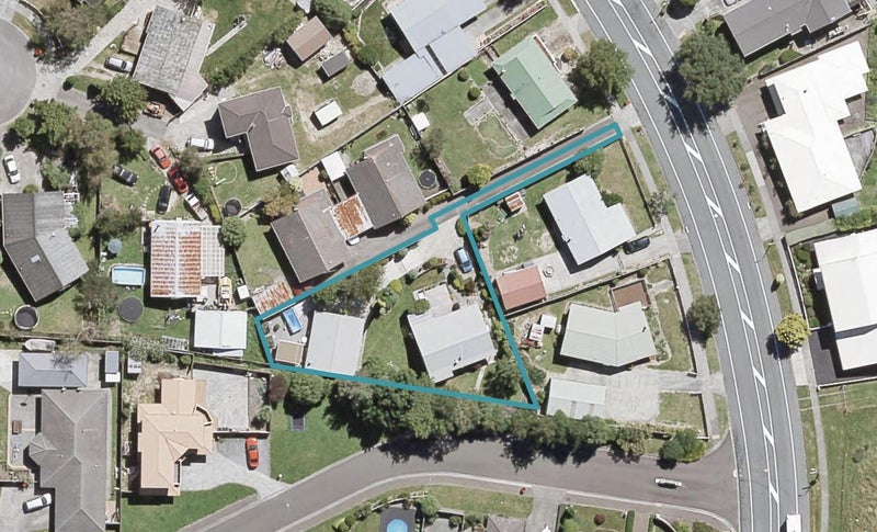 102 Gemstone Drive, Birchville, Upper Hutt - Carousel 1