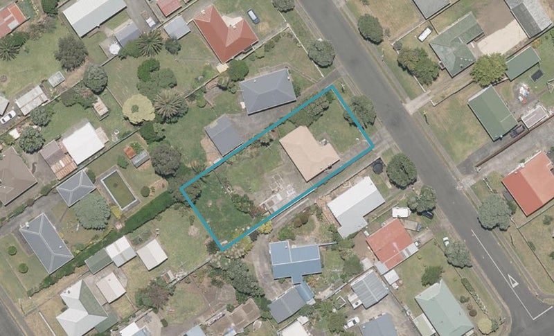 43 Thatcher Street, Castlecliff, Whanganui - Carousel 1