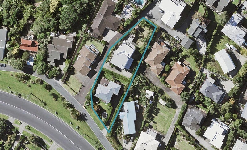 1/595 East Coast Road, Browns Bay, Auckland - Carousel 1