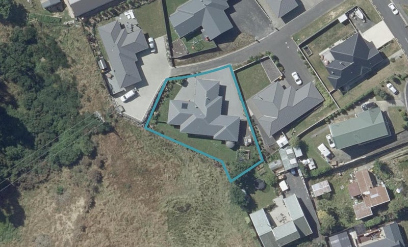 10 REEVES ST, Abbotsford, Dunedin - Carousel 1