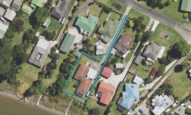 16B Oak Street, Mangapapa, Gisborne - Carousel 1