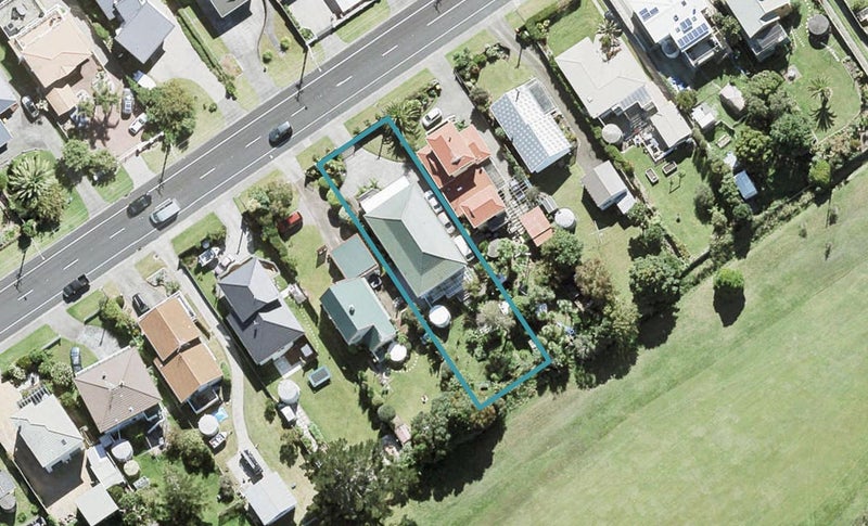 1353 Whangaparaoa Road, Army Bay, Whangaparaoa - Carousel 1