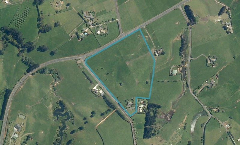 35 Speedy Road, Pukekohe - Carousel 1