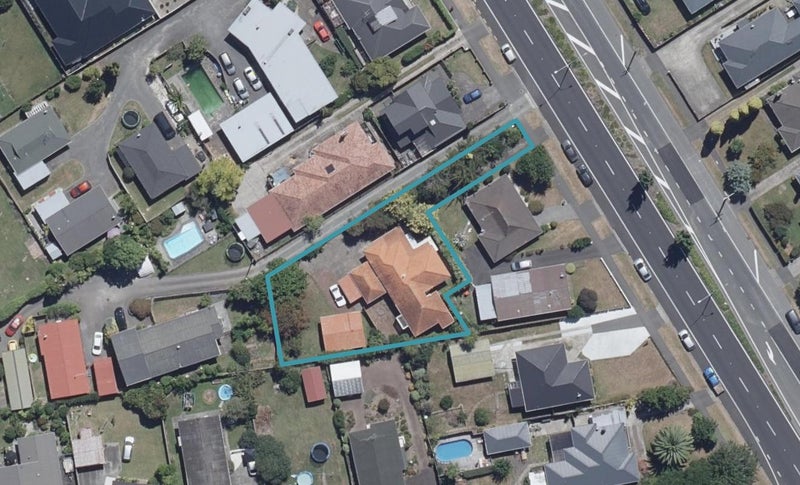 304 Cambridge Road, Hillcrest, Hamilton - Carousel 1