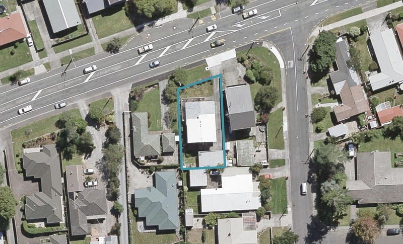 1142 Fergusson Drive, Clouston Park, Upper Hutt - Carousel 1