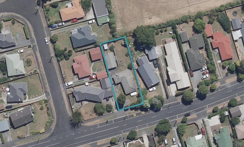 81 Masters Avenue, Silverdale, Hamilton - Carousel 1