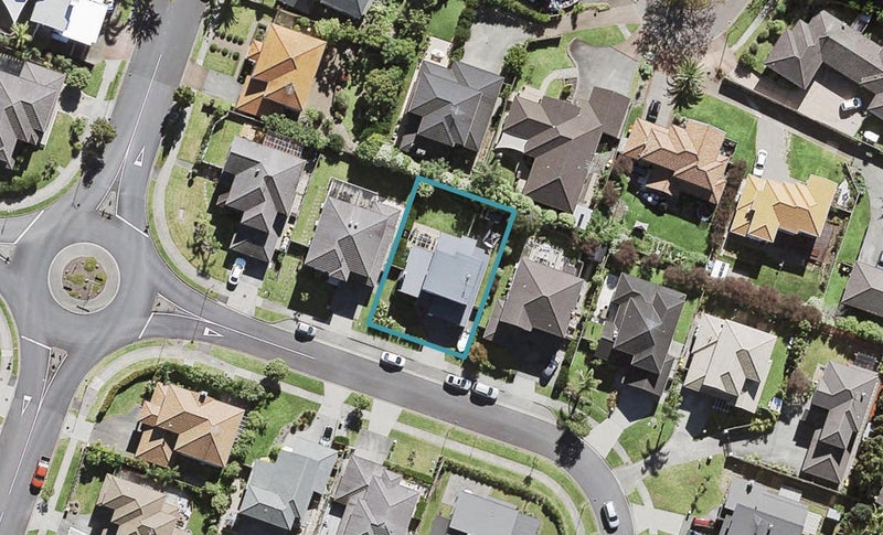 31 Laurel Oak Drive, Schnapper Rock, Auckland - Carousel 1