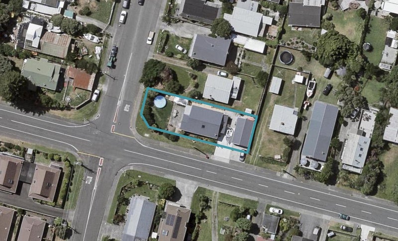 65 Seaview Road, Paraparaumu Beach, Paraparaumu - Carousel 1