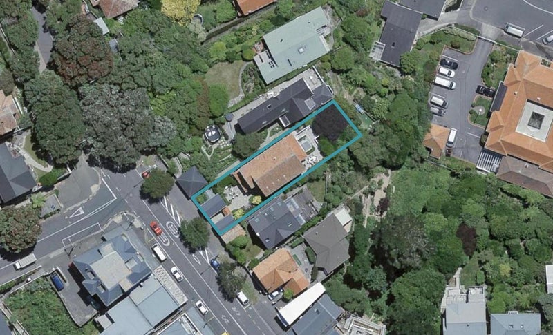 98 Upland Road, Kelburn, Wellington - Carousel 1