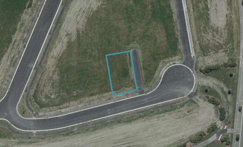 9 Lussa Close, Broomfield, Christchurch - Carousel 1