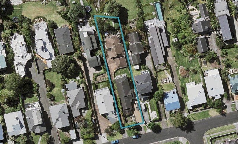 2/41 Beresford Street, Bayswater, Auckland - Carousel 1
