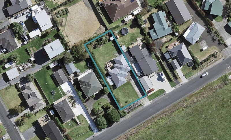 80 Wharf Road, Pukekohe - Carousel 1