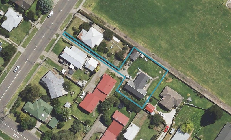 21 Tyndall Road, Outer Kaiti, Gisborne - Carousel 1