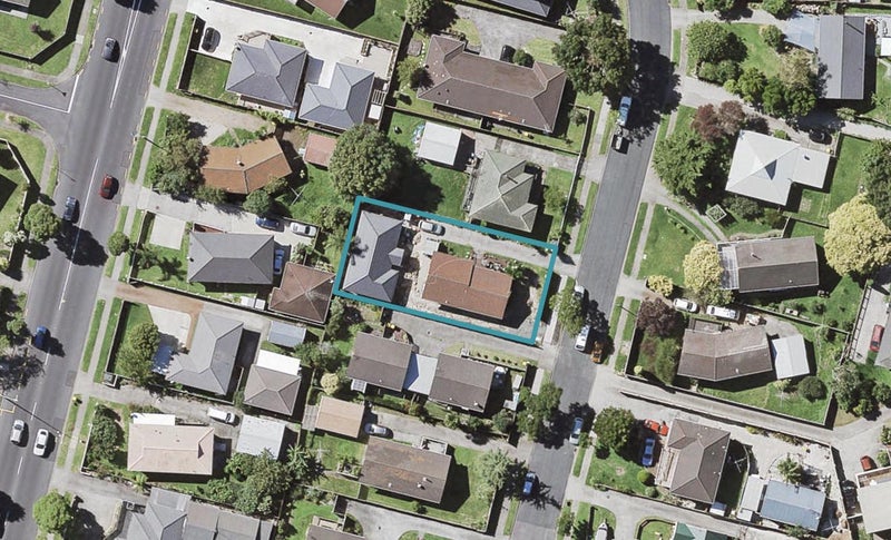 9 Cranberry Place, Bucklands Beach, Auckland - Carousel 1