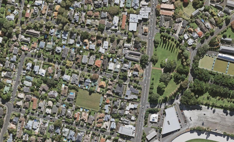 5 Corbett-Scott Avenue, Epsom, Auckland - Carousel 1