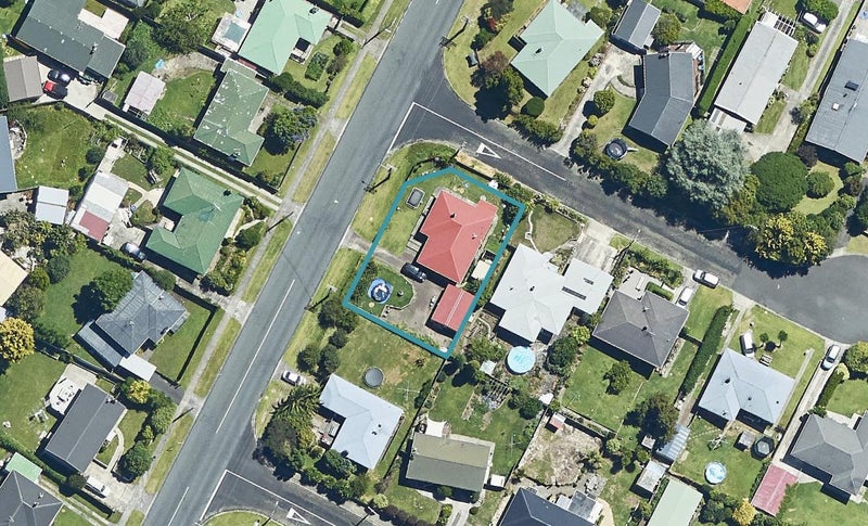 85 Kingswood Road, Brookfield, Tauranga - Carousel 1