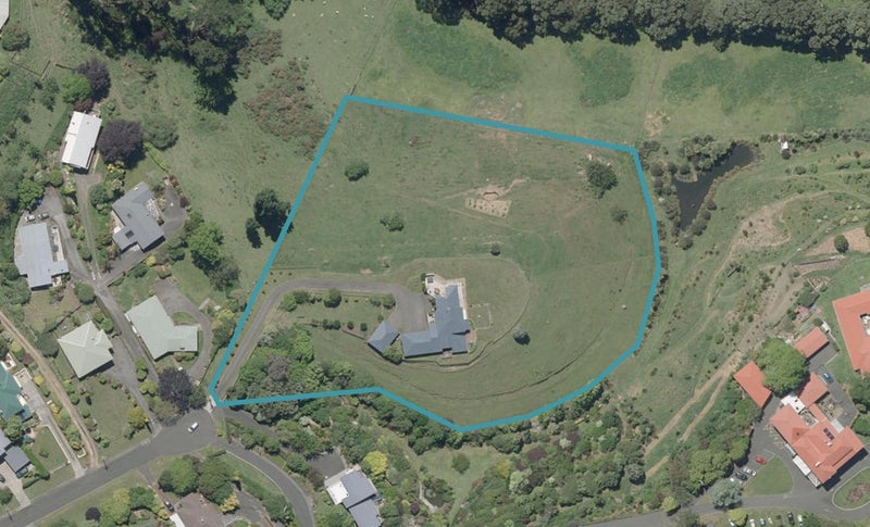 16 Hillside Terrace, Saint Johns Hill, Whanganui - Carousel 1
