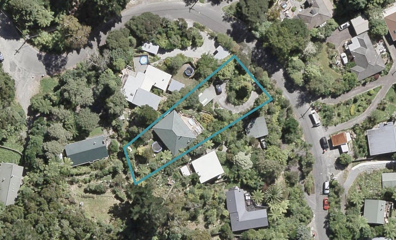 72 Wyndham Road, Pinehaven, Upper Hutt - Carousel 1
