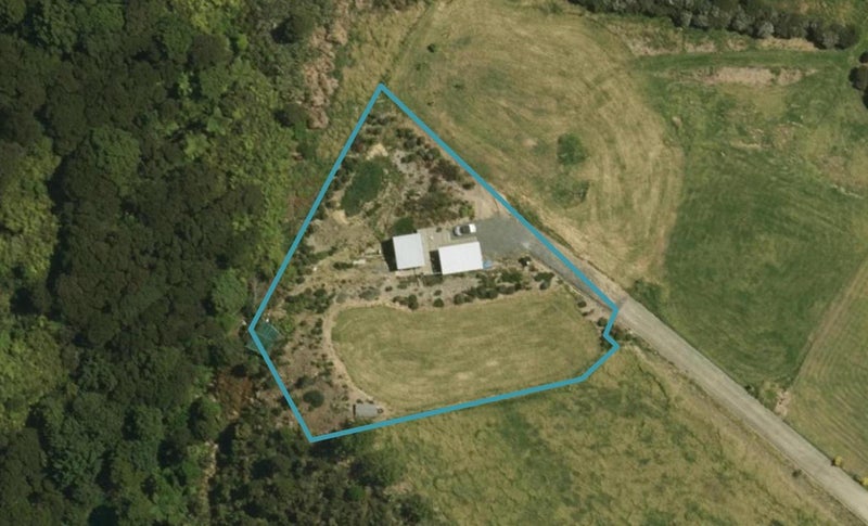 19 Granada Lane, Langs Beach, Waipu - Carousel 1