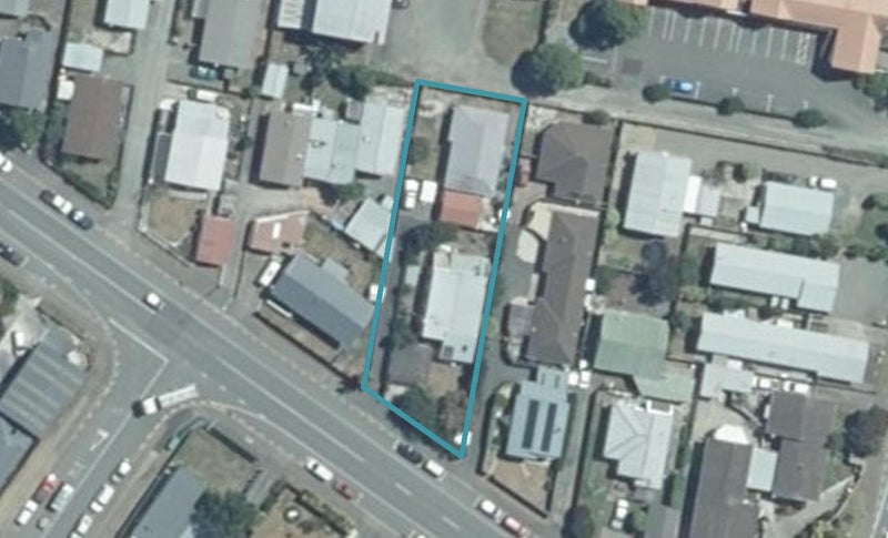 2/8 Parkers Road, Tāhunanui, Nelson - Carousel 1