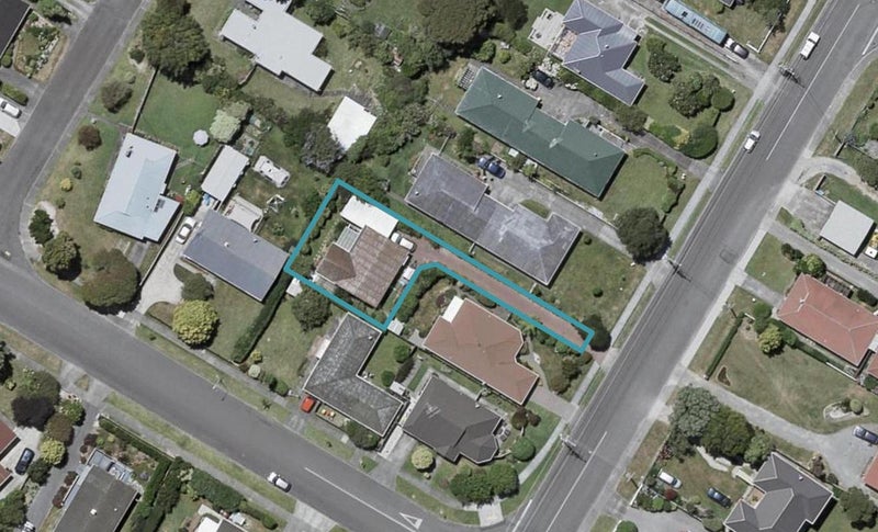 62 Parata Street, Waikanae - Carousel 1