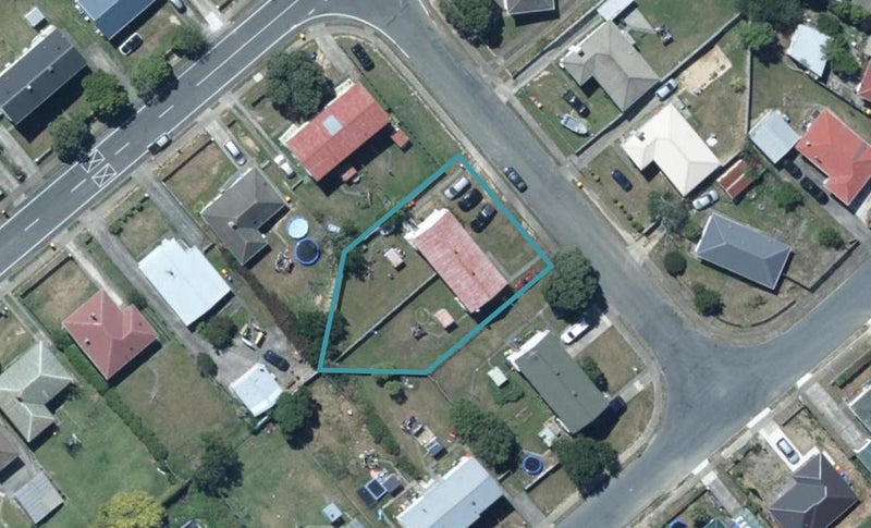 4 Albion Street, Waitangirua, Porirua - Carousel 1