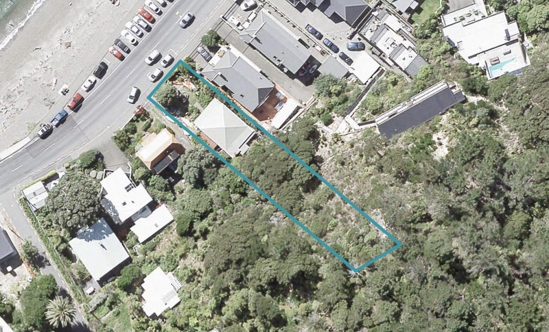 619 Marine Drive, Days Bay, Lower Hutt - Carousel 1