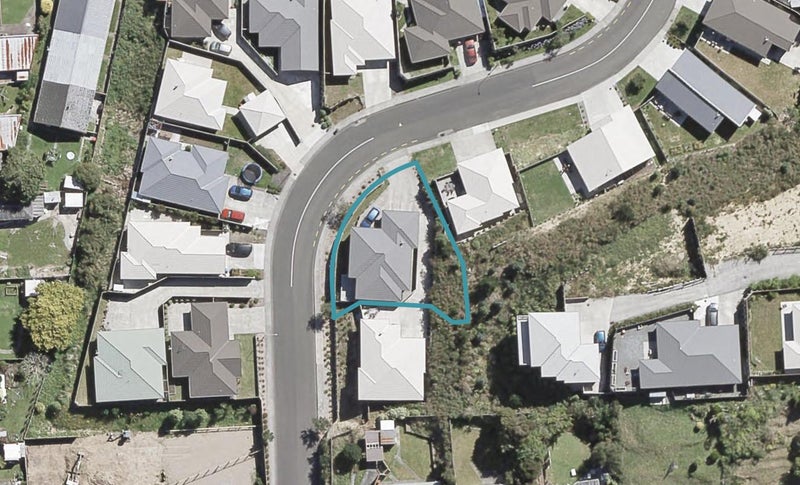 6 Speldhurst Grove, Stokes Valley, Lower Hutt - Carousel 1