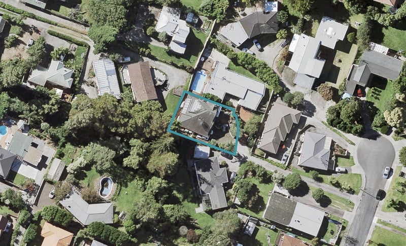 16 Cosy Place, Howick, Auckland - Carousel 1