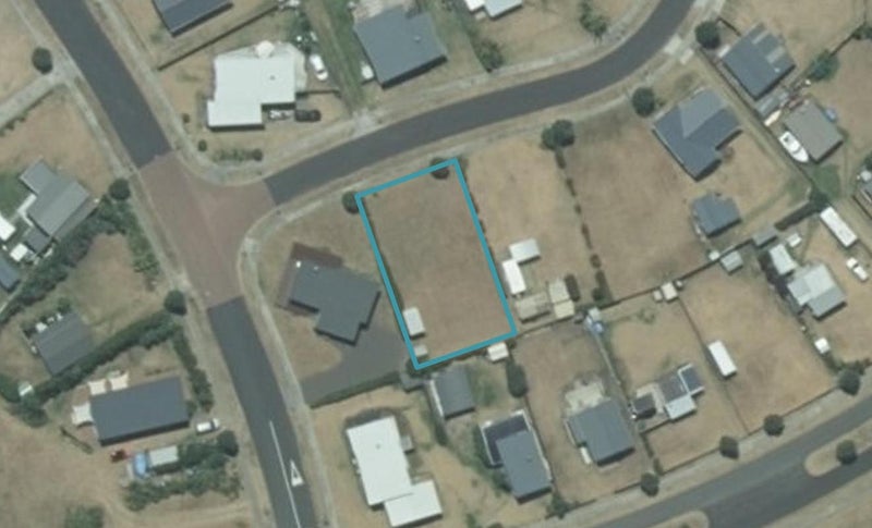 185 Rangiora Crescent, Matarangi - Carousel 1