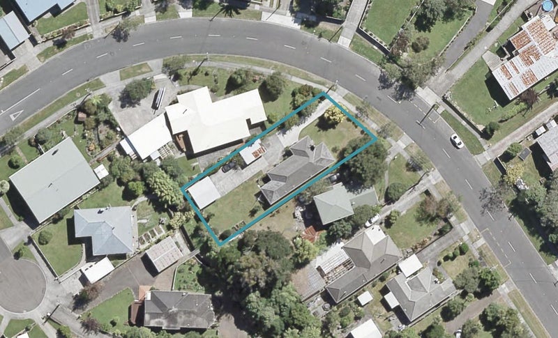 11/4 Tawhai Street, Stokes Valley, Lower Hutt - Carousel 1
